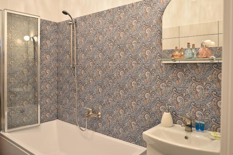 La Gioia Magic Orient Apartments Краків Екстер'єр фото