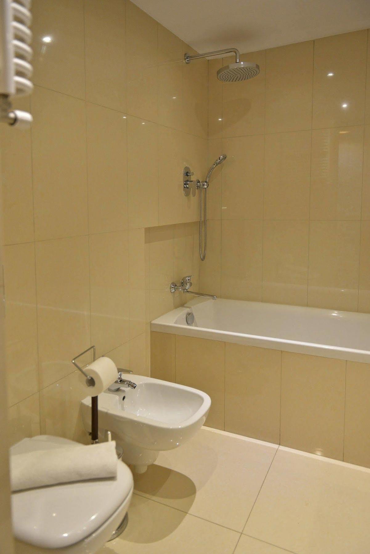 La Gioia Magic Orient Apartments Краків Екстер'єр фото